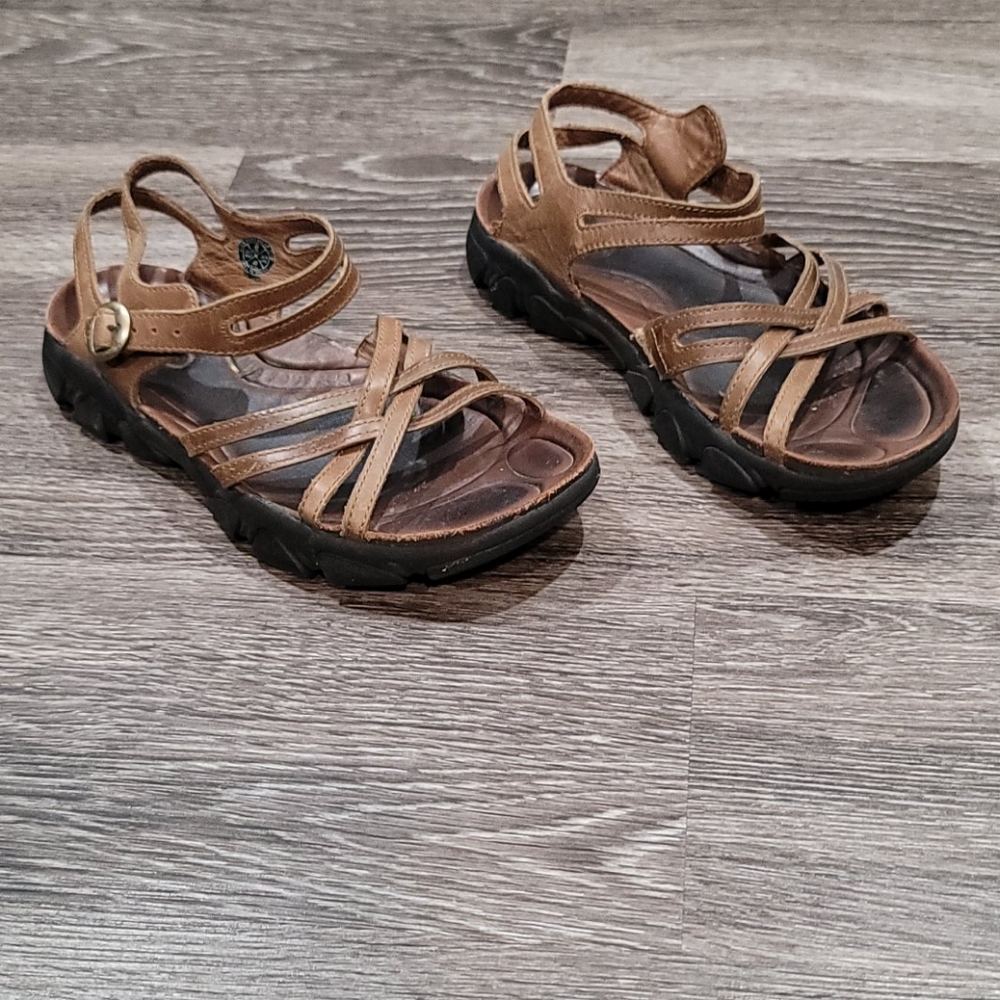 Keen Brown Strappy Sandals